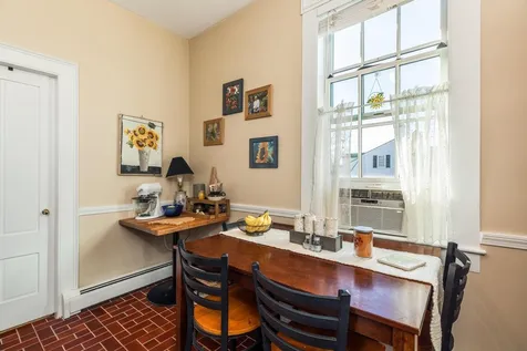290 Pleasant Street Portsmouth NH 03801