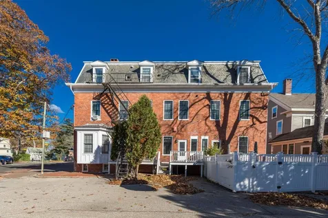 290 Pleasant Street Portsmouth NH 03801
