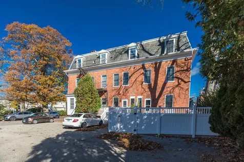 290 Pleasant Street Portsmouth NH 03801