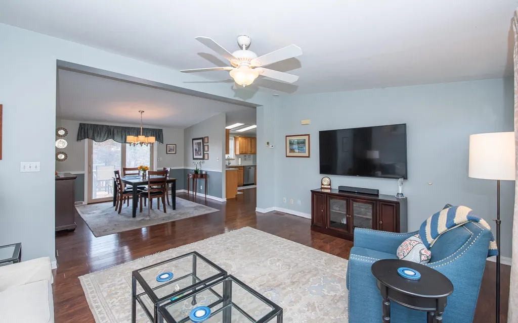 18 Charleston Ridge Hampstead NH 03841