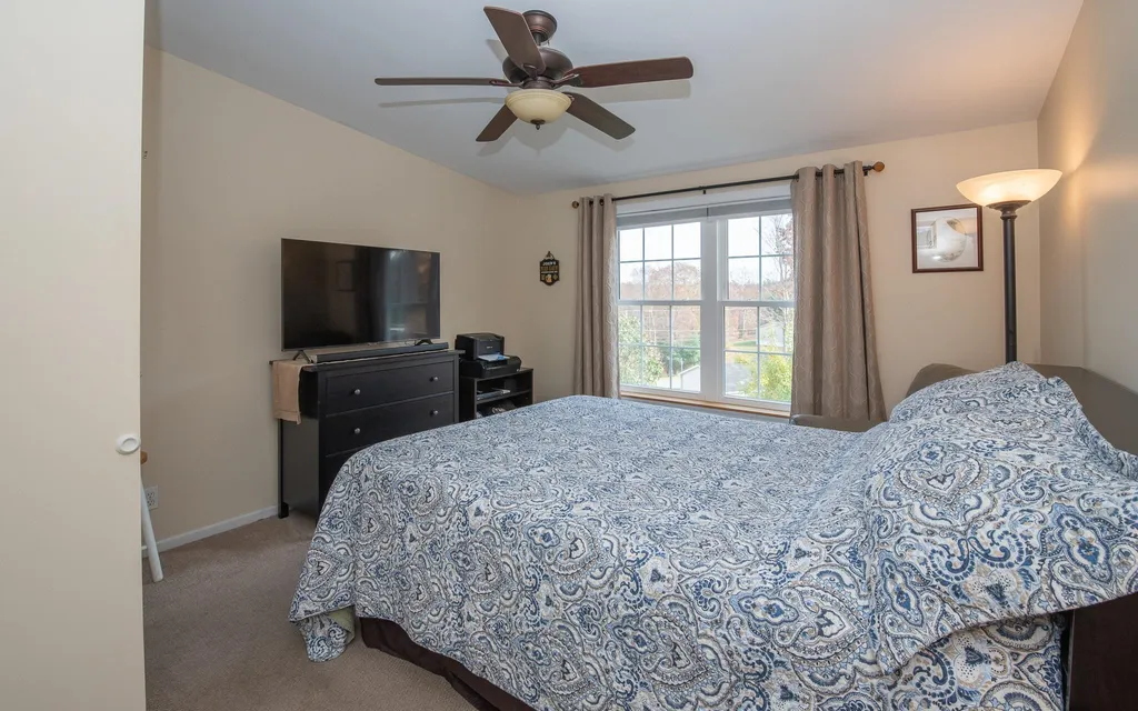 18 Charleston Ridge Hampstead NH 03841