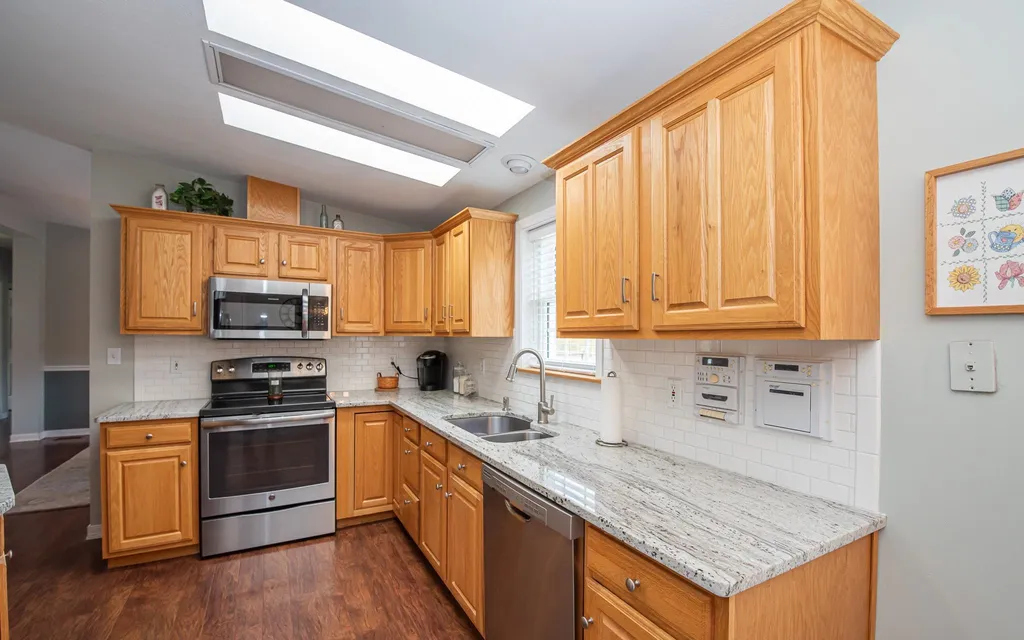 18 Charleston Ridge Hampstead NH 03841