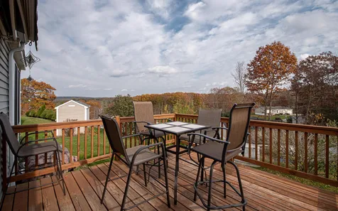 18 Charleston Ridge Hampstead NH 03841