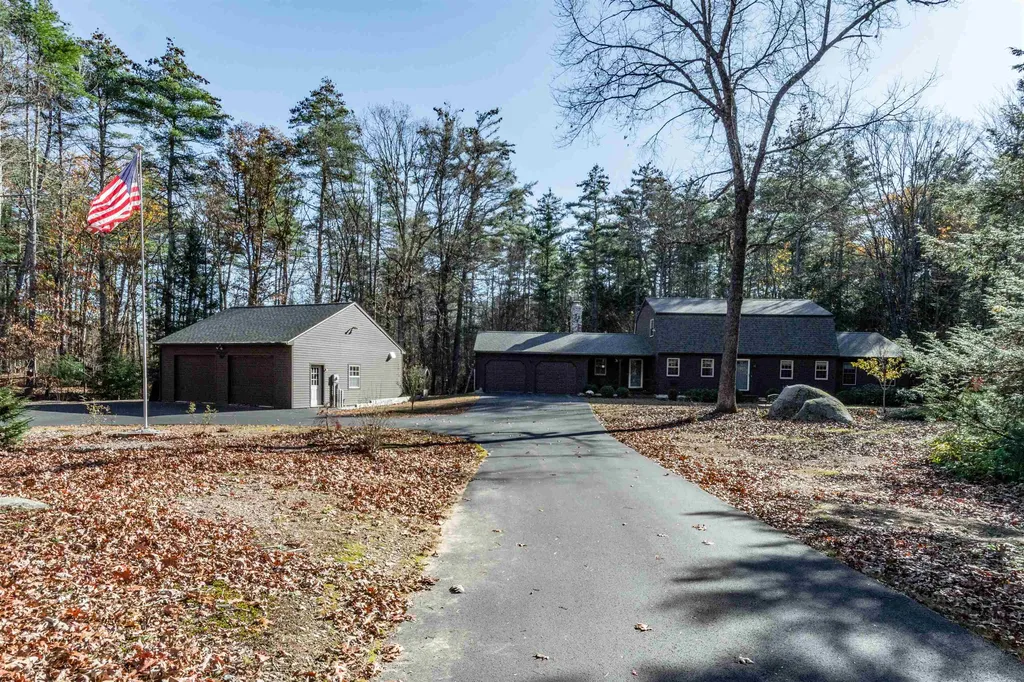 2 Winchester Drive Hollis NH 03049
