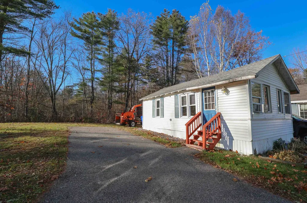 788 Laconia Road Tilton NH 03276