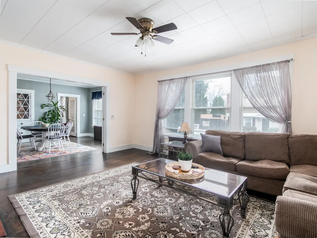 31 Courtland Street Nashua NH 03064