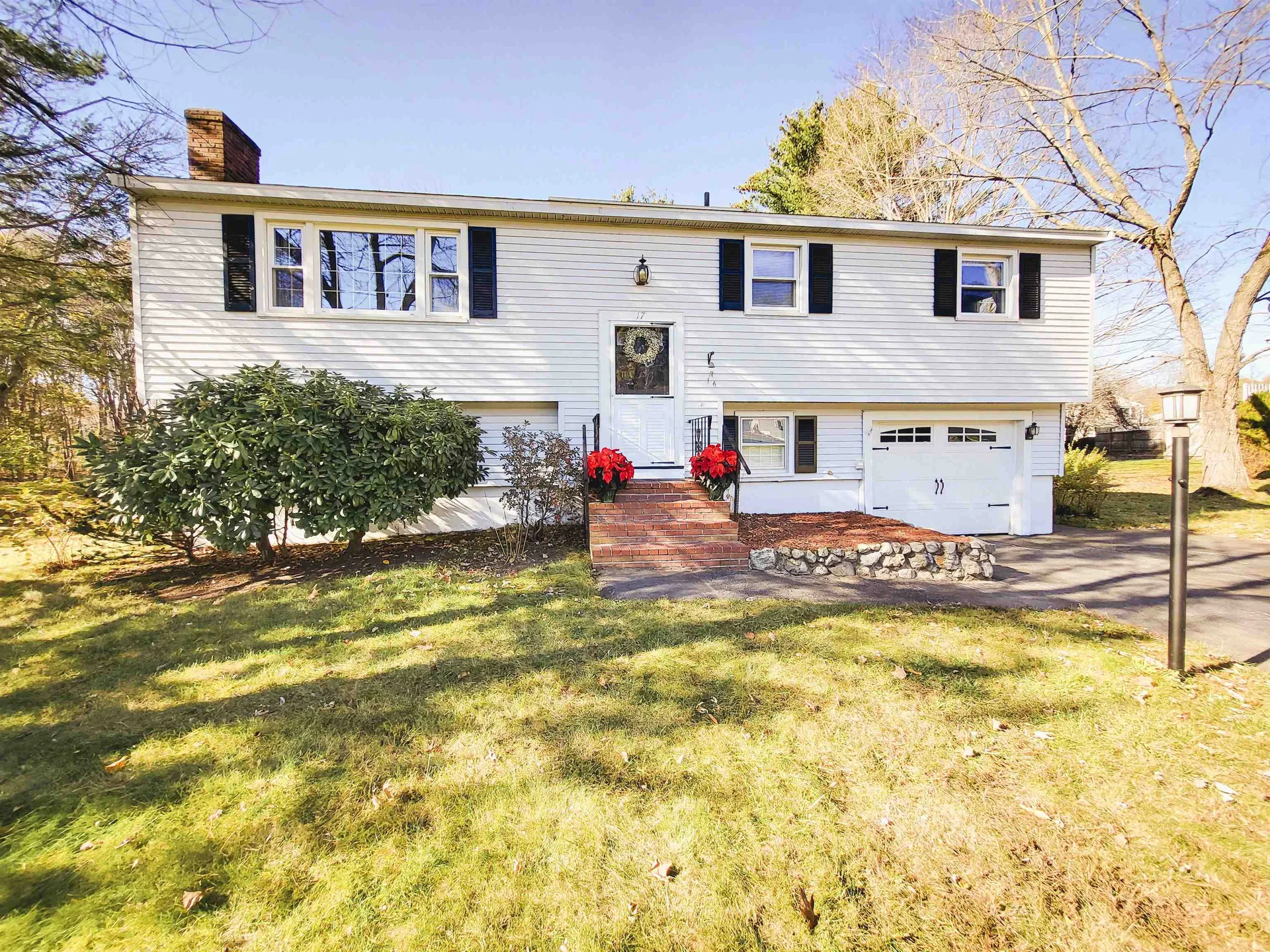 17 Matthias Street Salem NH 03079