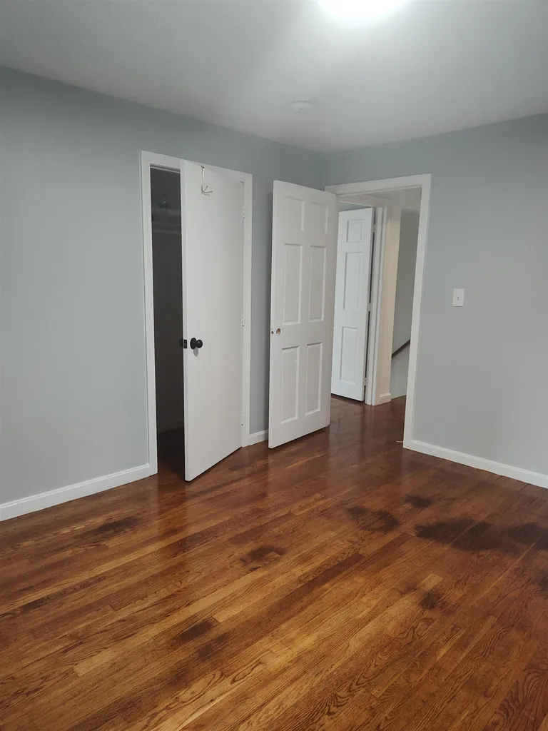 7 Timber Street Londonderry NH 03053