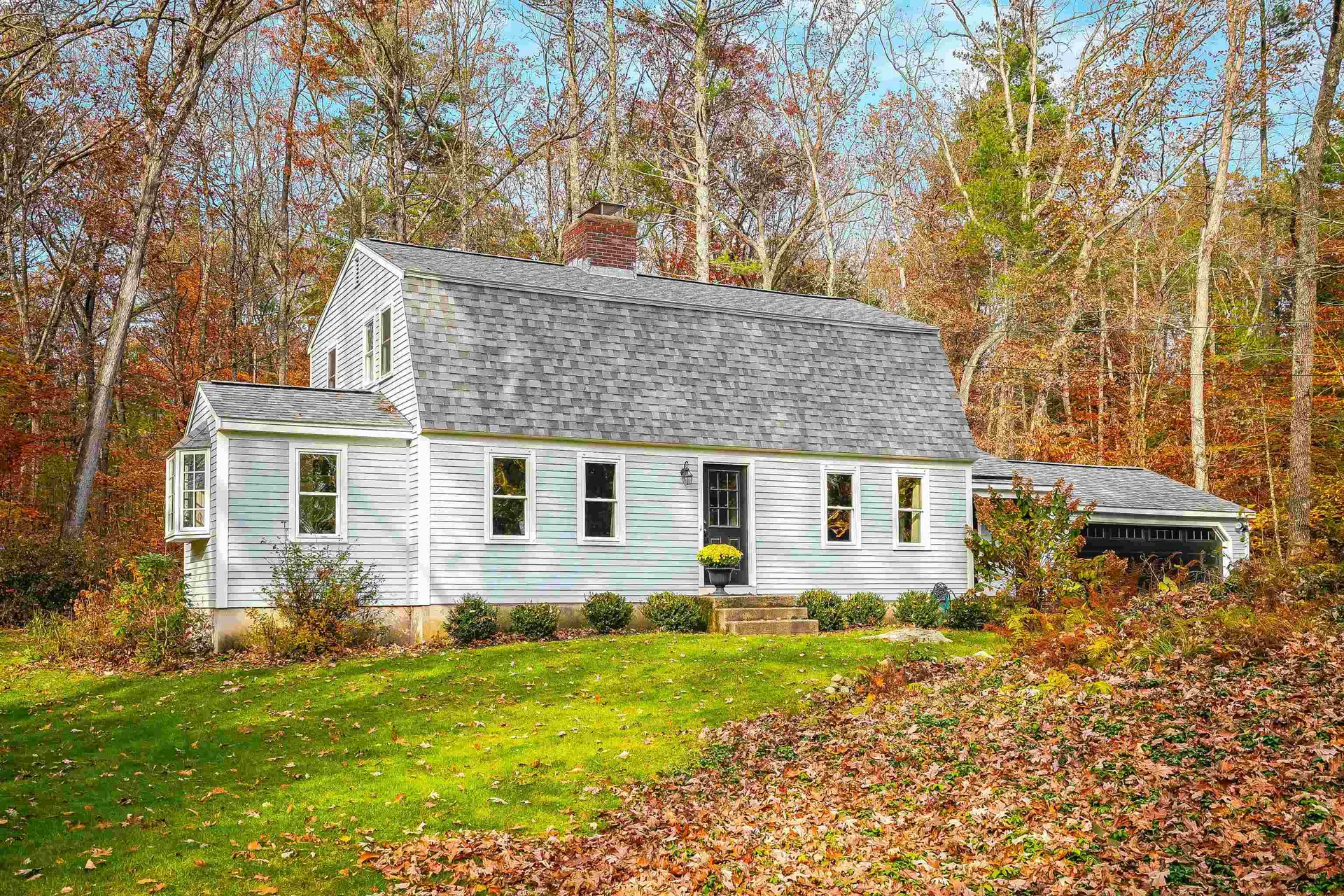 22 Manchester Road Amherst NH 03031