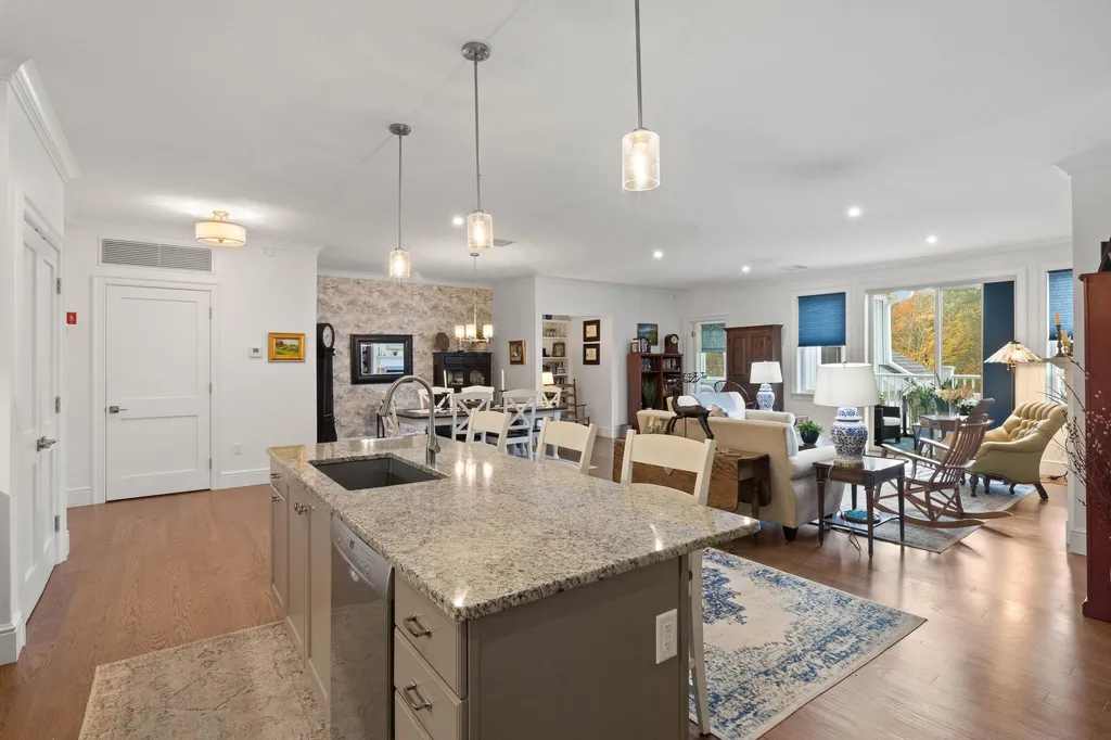 7 Willey Creek Road Exeter NH 03833