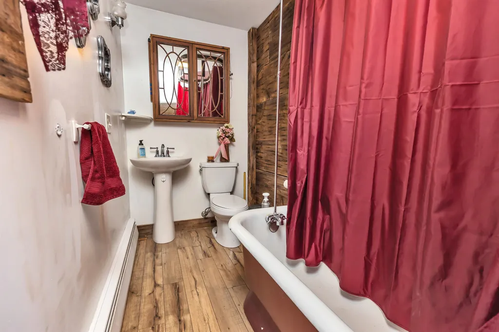 23 Clark Court Wilton NH 03086