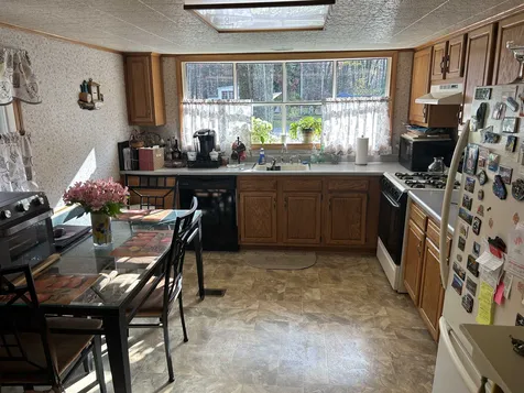 10 Stanwood Drive Nashua NH 03063
