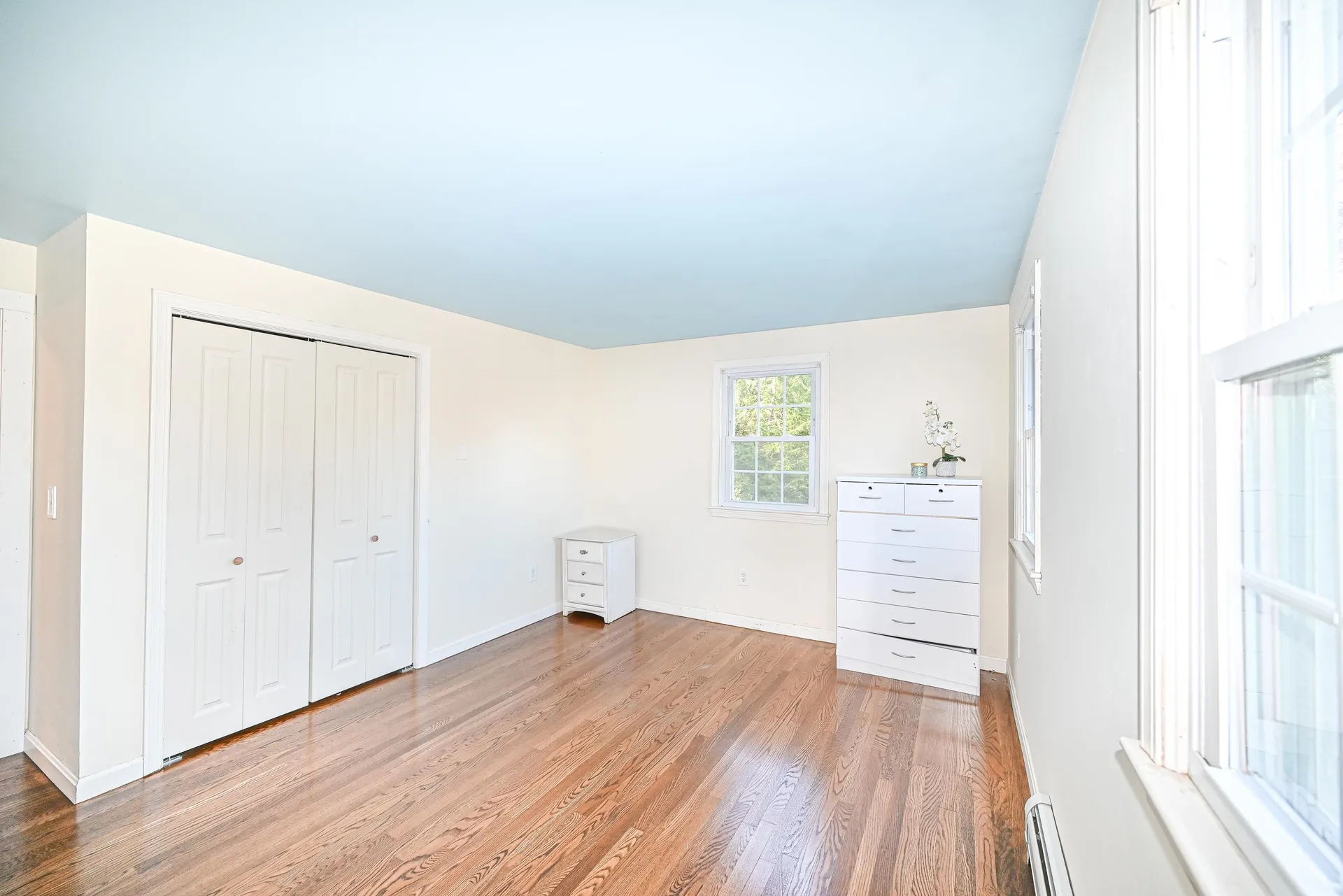 25 Green Meadow Lane Bedford NH 03110