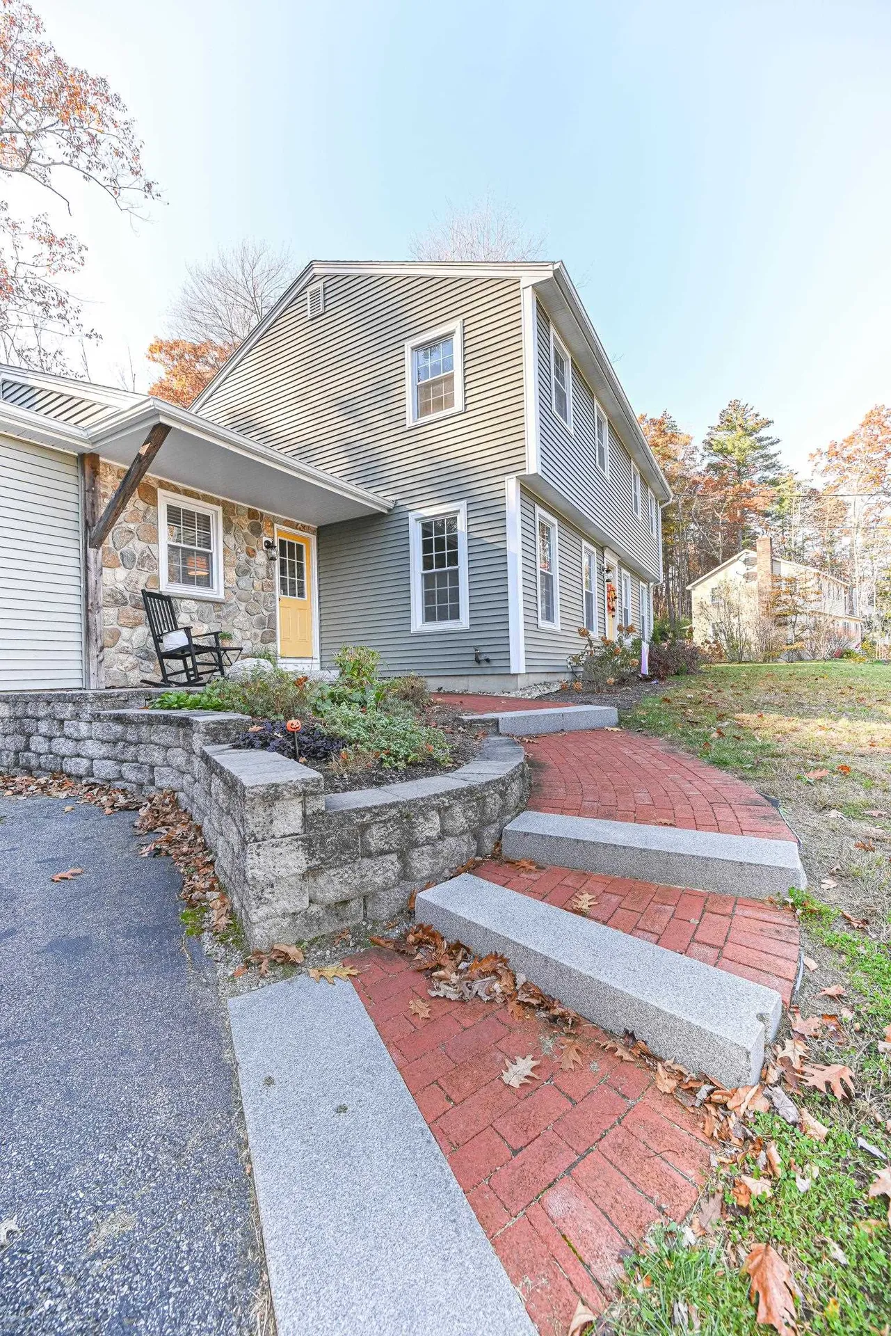 25 Green Meadow Lane Bedford NH 03110