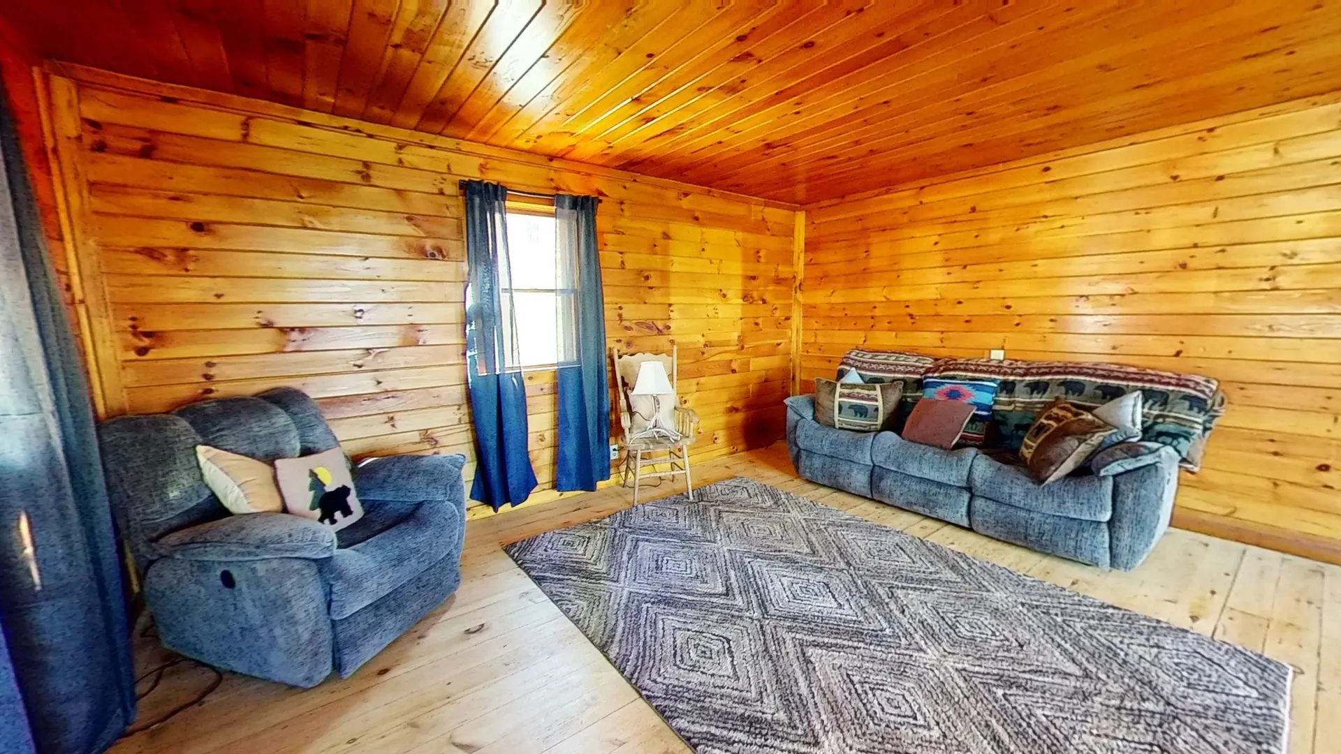 1999 Dexter Mountain Road Glover VT 05839