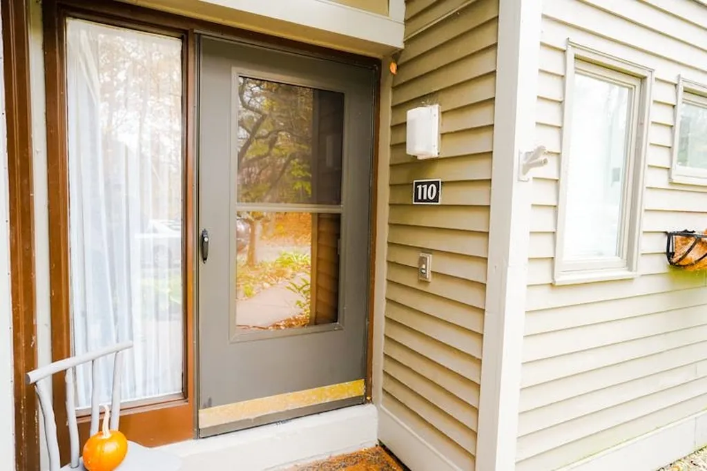 71 East Redrock Drive Burlington VT 05401