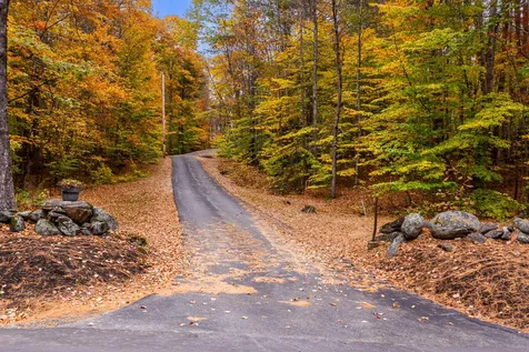 137 Mansion Road Dunbarton NH 03046