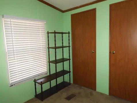 12 Trailerhome Drive Salem NH 03079-2938