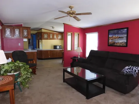 12 Trailerhome Drive Salem NH 03079-2938
