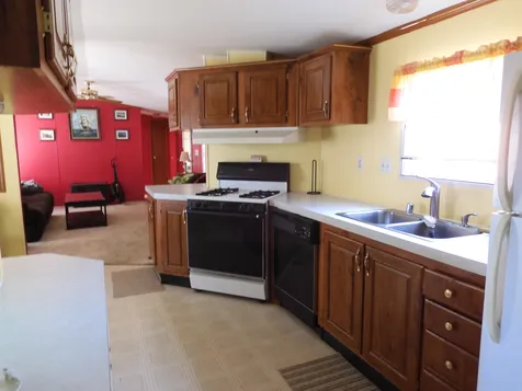 12 Trailerhome Drive Salem NH 03079-2938