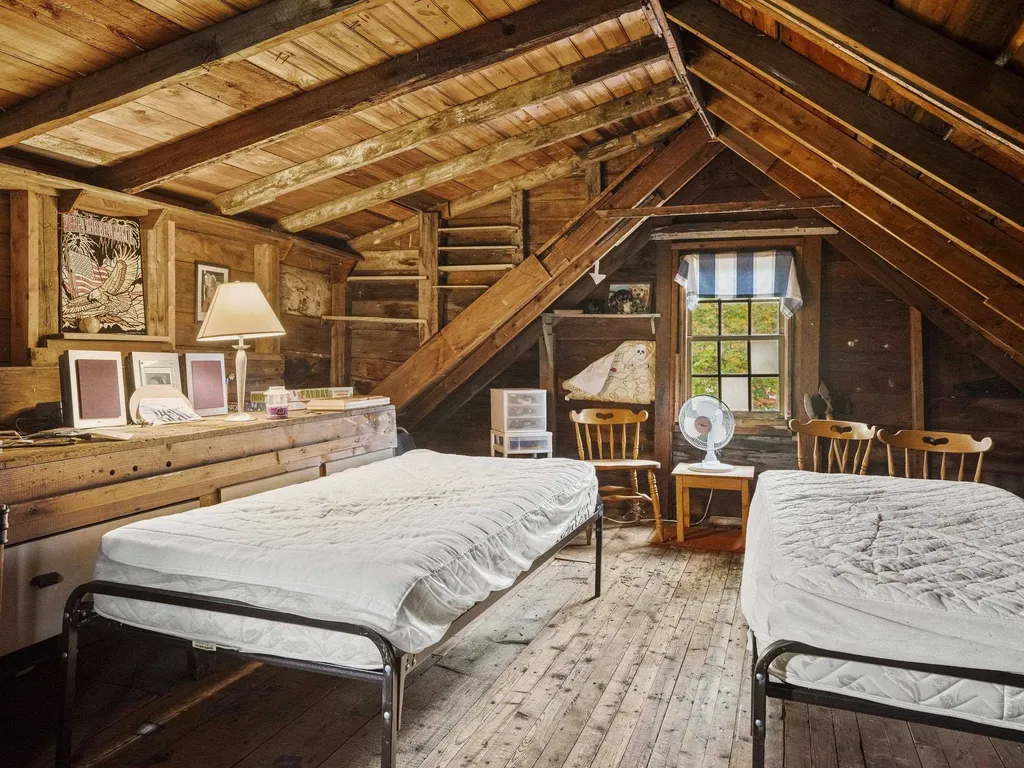 17 Elm Court New Castle NH 03854