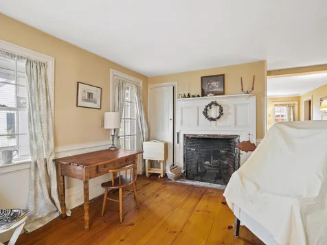 17 Elm Court New Castle NH 03854