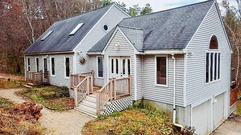 10 Trowbridge Drive Merrimack NH 03054