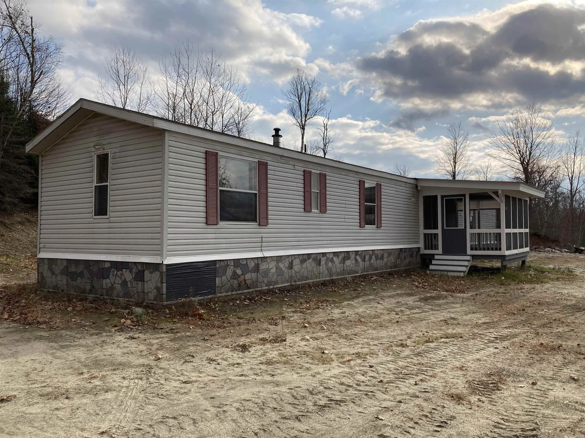 25 Birchwood Lane Canaan NH 03741
