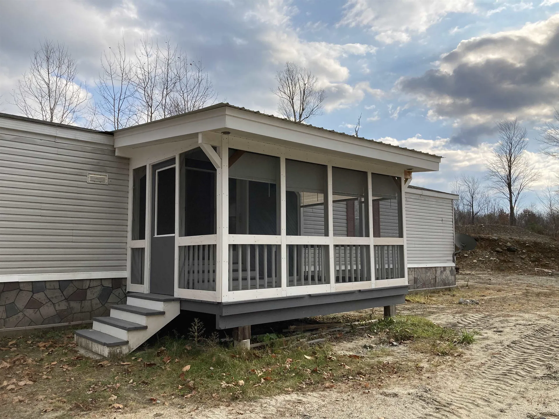 25 Birchwood Lane Canaan NH 03741