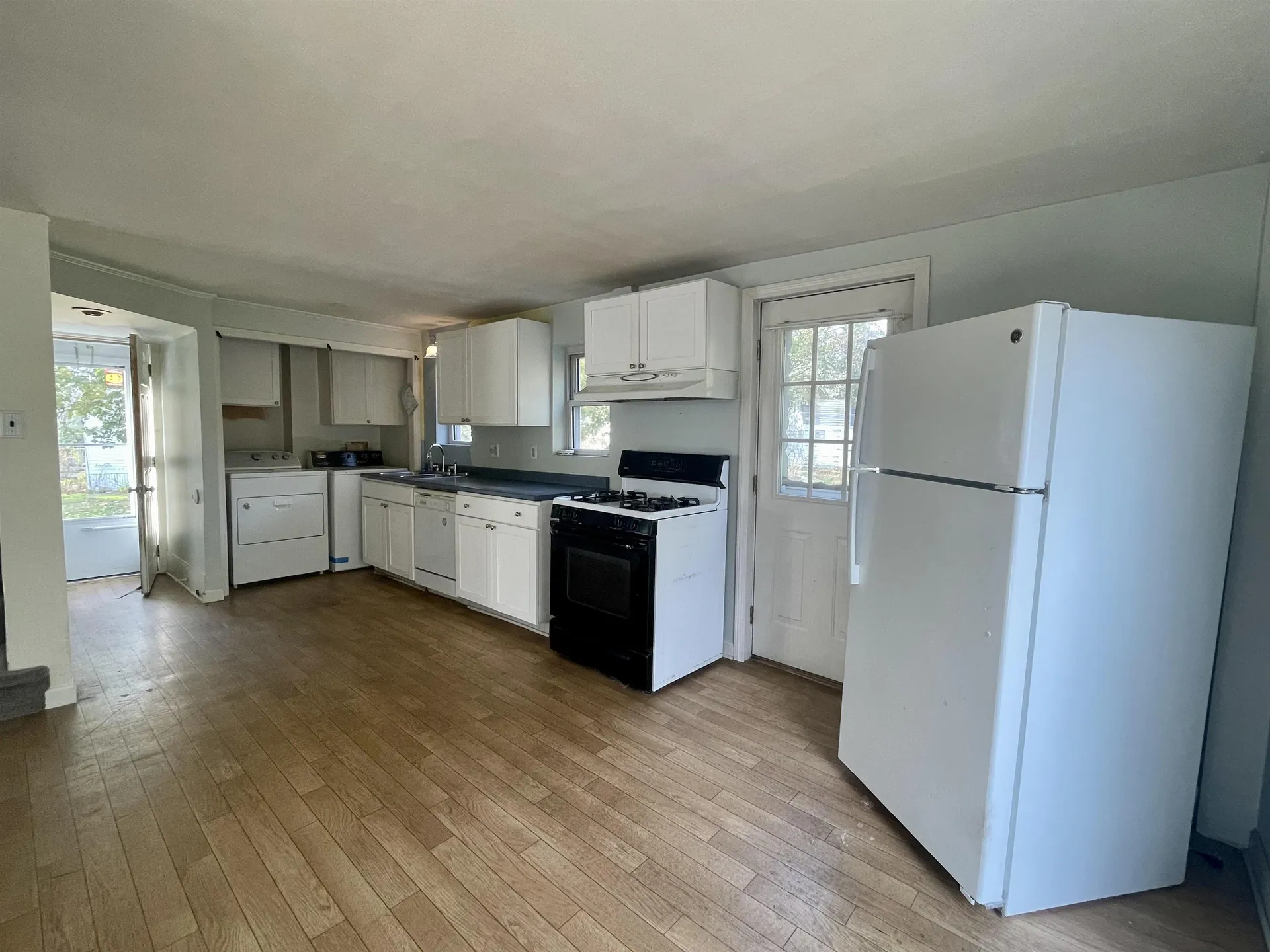 55 Railroad Avenue Seabrook NH 03874