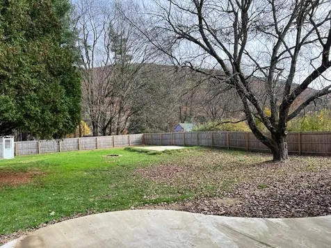 149 Harris Avenue Brattleboro VT 05301