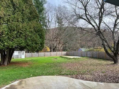 149 Harris Avenue Brattleboro VT 05301