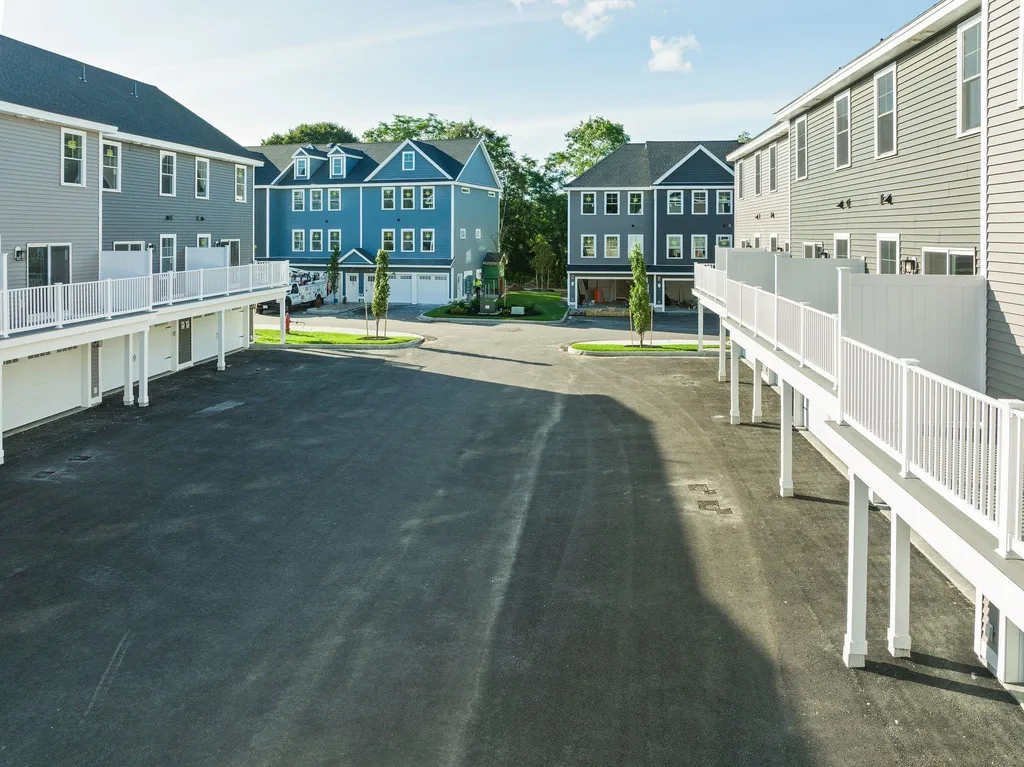 17 Juniper Lane Portsmouth NH 03801