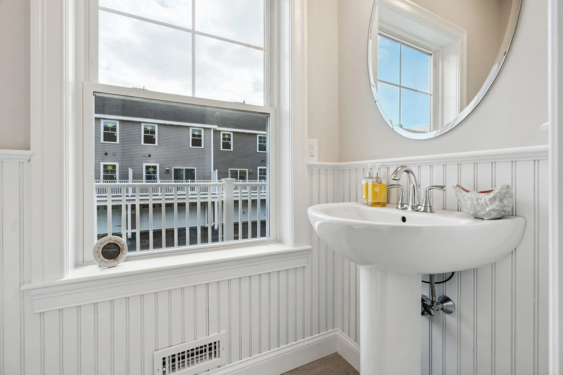 17 Juniper Lane Portsmouth NH 03801