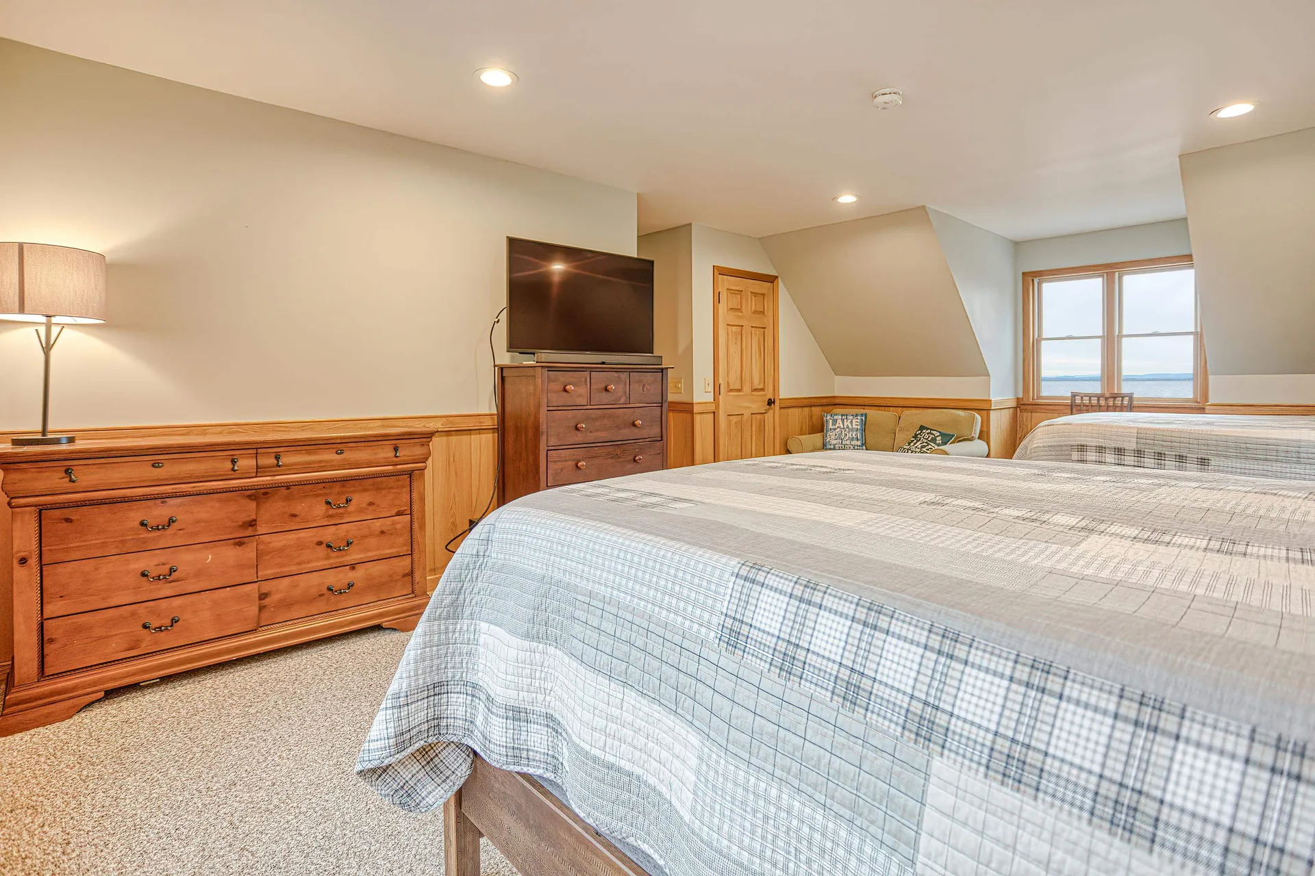 998 Holiday Point Road North Hero VT 05474