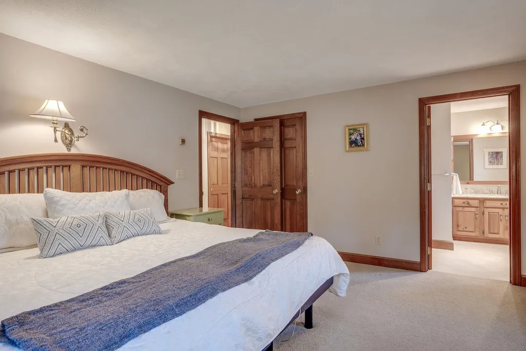 10 Hilltop Road Plaistow NH 03865