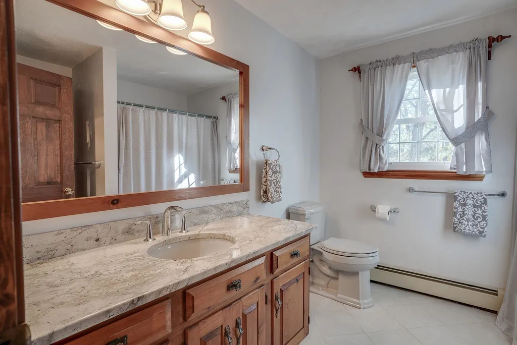 10 Hilltop Road Plaistow NH 03865