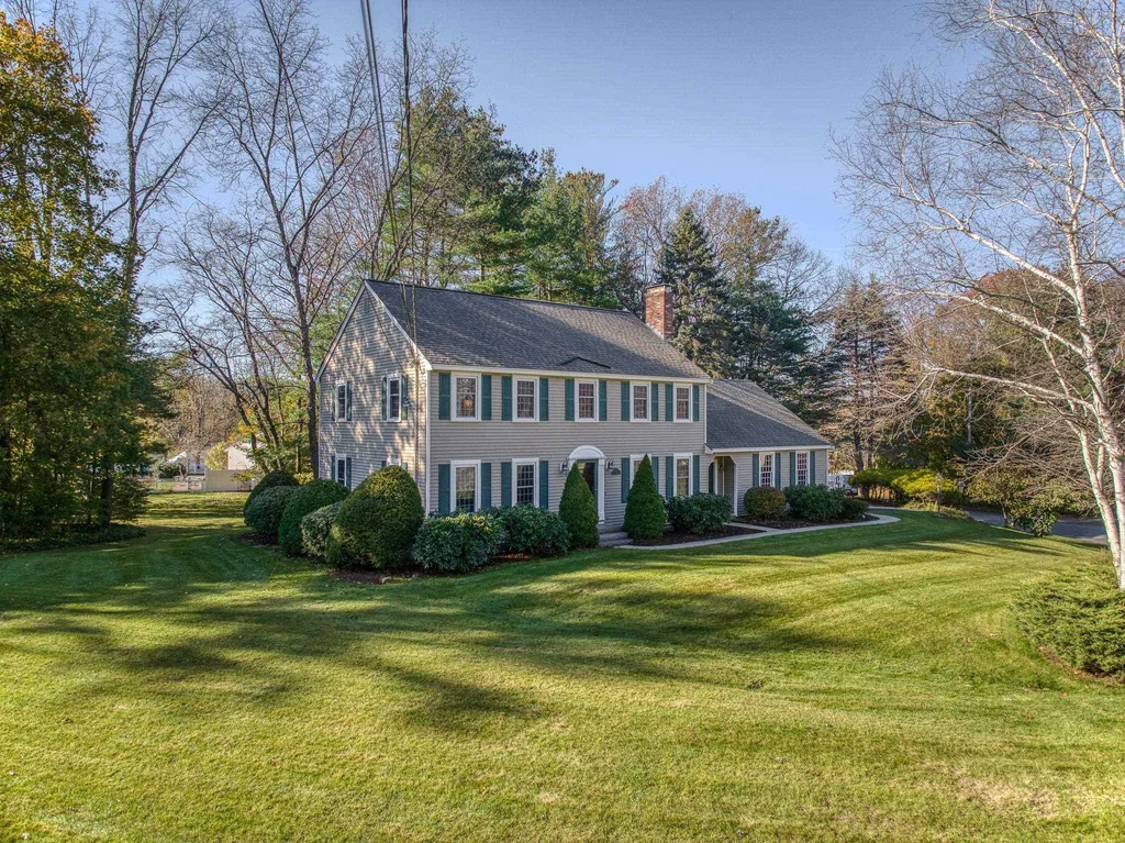 10 Hilltop Road Plaistow NH 03865