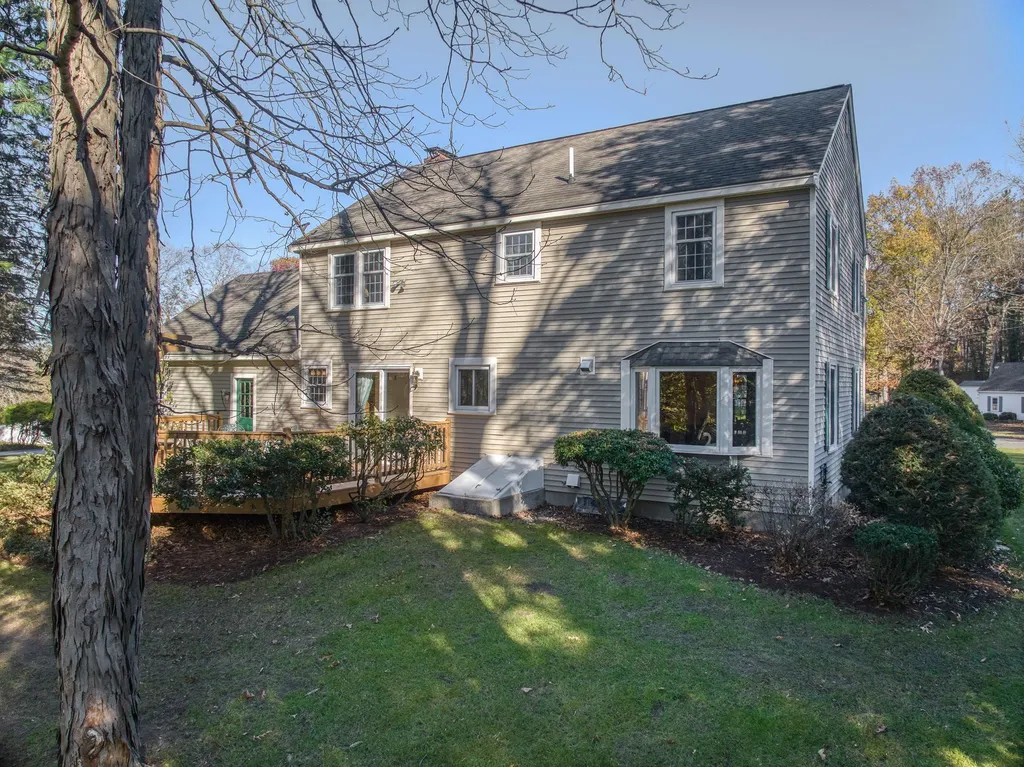 10 Hilltop Road Plaistow NH 03865