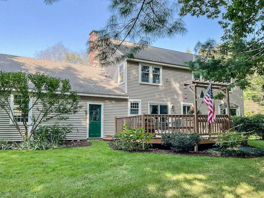 10 Hilltop Road Plaistow NH 03865