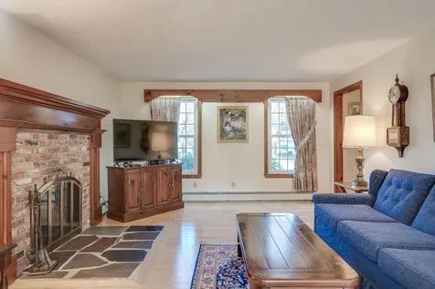10 Hilltop Road Plaistow NH 03865