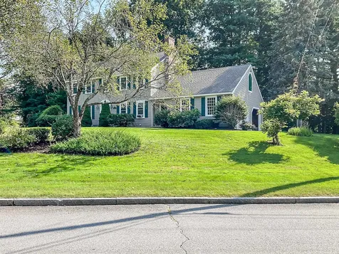 10 Hilltop Road Plaistow NH 03865