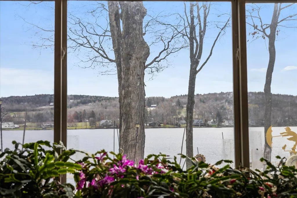 207 West Loop Road Elmore VT 05657