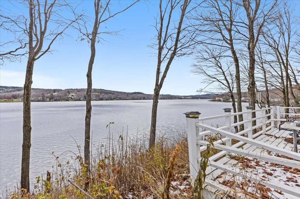 207 West Loop Road Elmore VT 05657