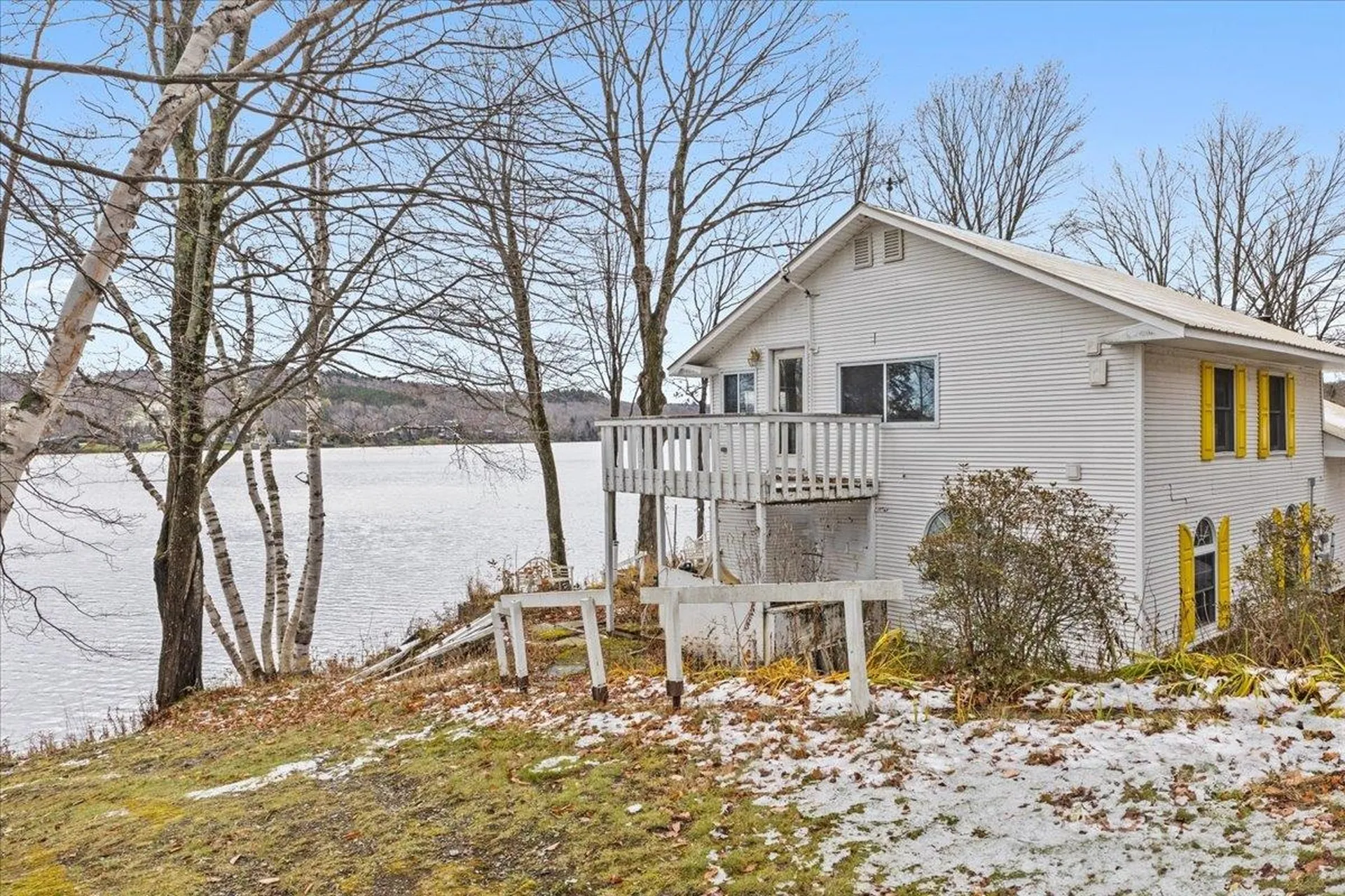 207 West Loop Road Elmore VT 05657