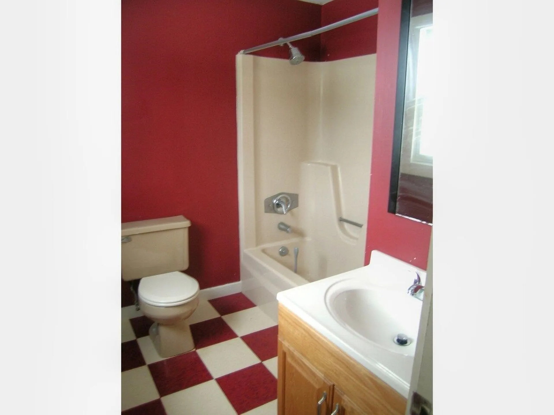 643 Tri-town Road Addison VT 05491