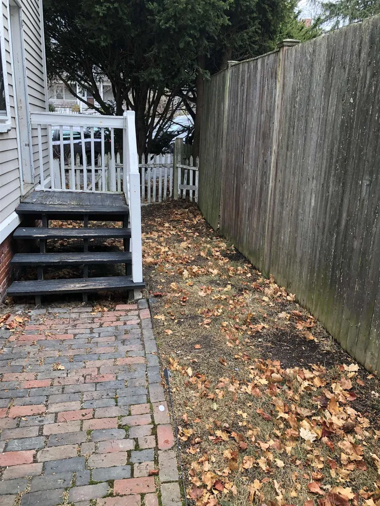 18 Melcher Street Portsmouth NH 03801