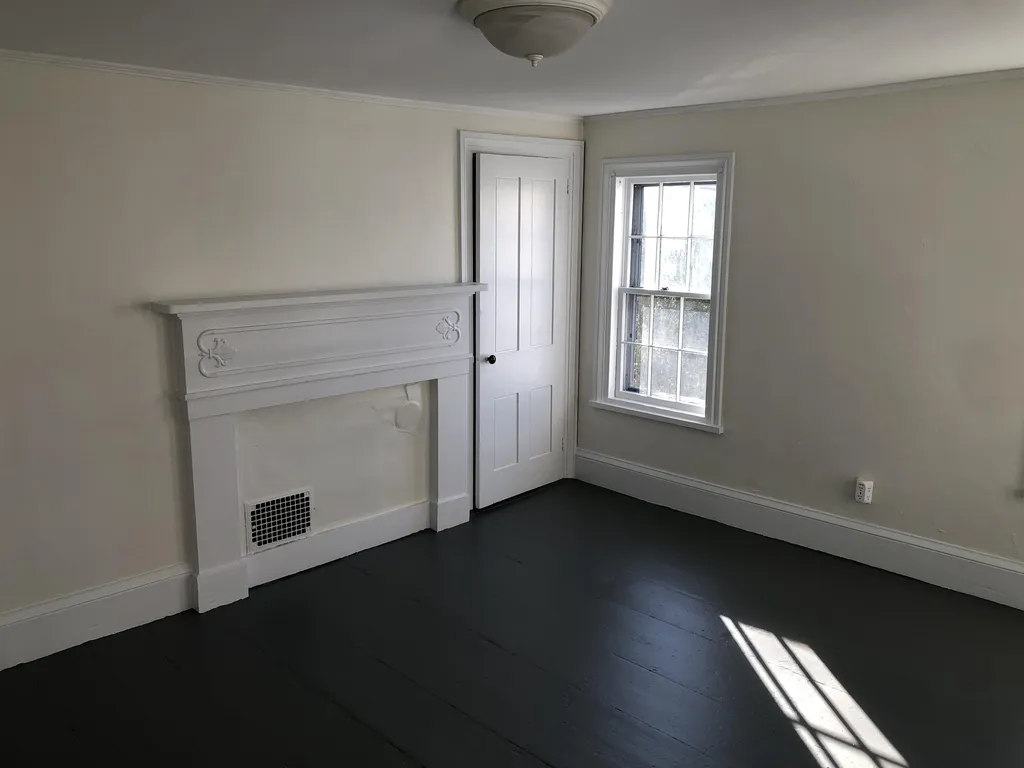 18 Melcher Street Portsmouth NH 03801