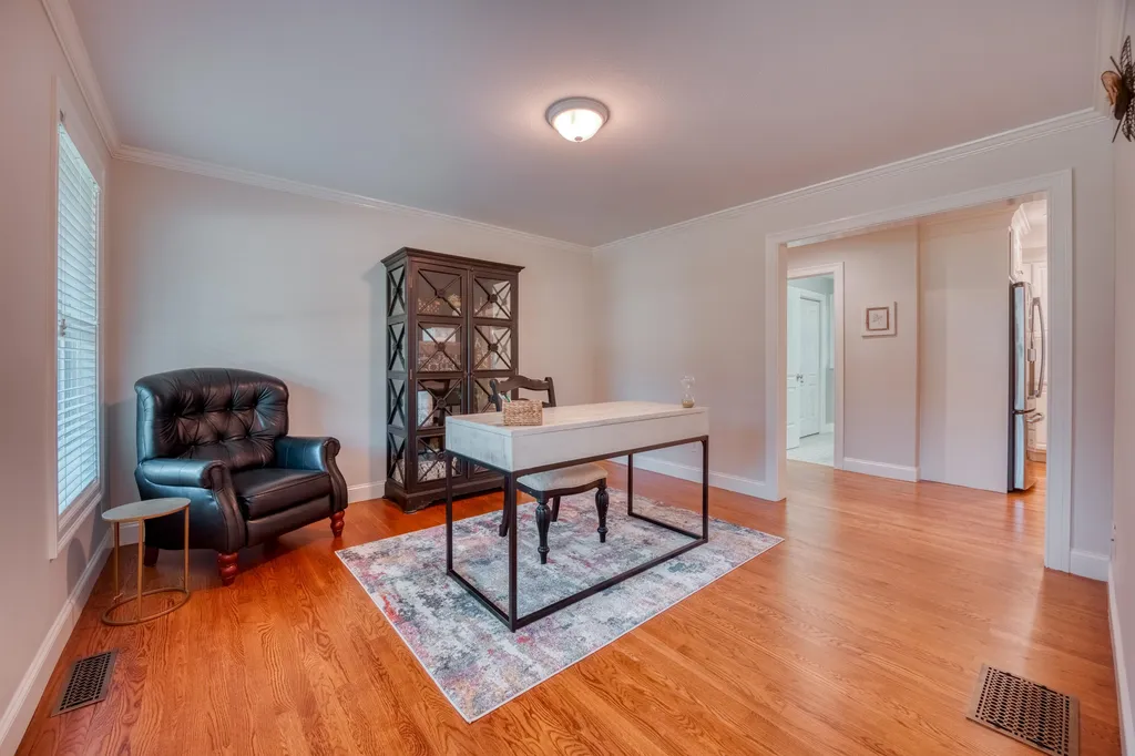 9 Carriage Hill Lane Dover NH 03820