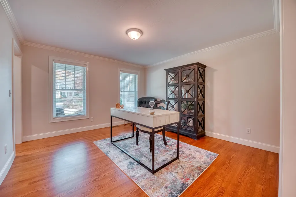 9 Carriage Hill Lane Dover NH 03820